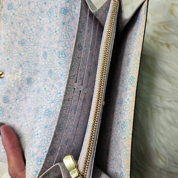 Louis Vuitton Sarah Wallet - Picture 7 of 8